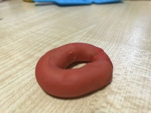 ダイソー（１００均）カラーこむぎこねんど